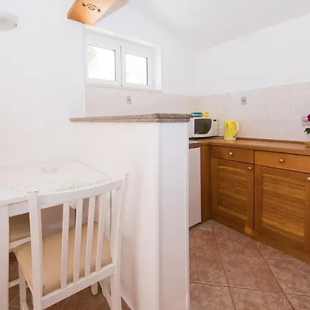 Apartment Lacroma *