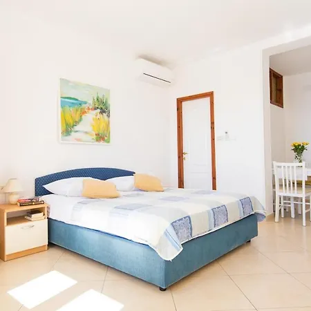 Lacroma * Дубровник