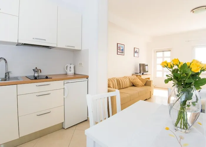 Lacroma Apartamento *