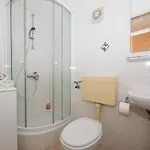Lacroma Apartman